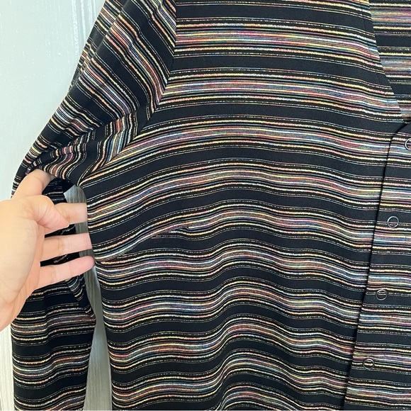 CHICOS DESIGN Striped Long Sleeve Button down Y2K Black Button Down Top | size 2 - Picture 8 of 10